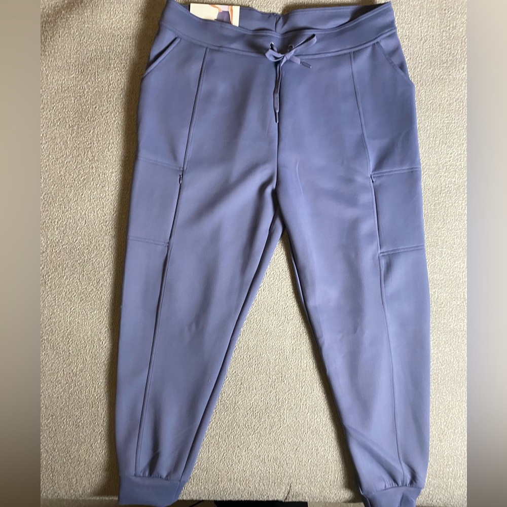 32 Degrees Women’s Comfortable Everyday Wear Joggers Sweat Pants - Picture 1 of 3
